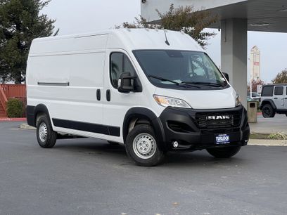 New 2025 RAM ProMaster 2500 w/ Convenience Group