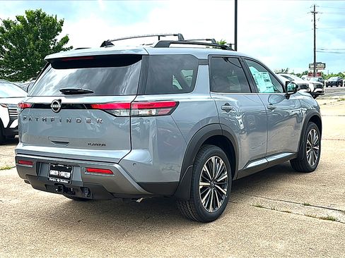 New 2026 Nissan Pathfinder Platinum w/ Lighting Package image 8