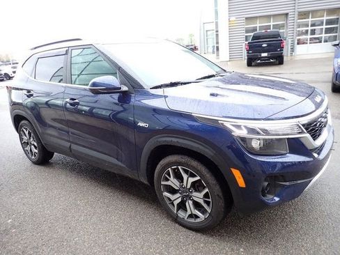 Certified 2023 Kia Seltos EX AWD/4WD image 5