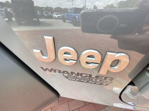 Used 2020 Jeep Wrangler Unlimited Sport S AWD/4WD image 29