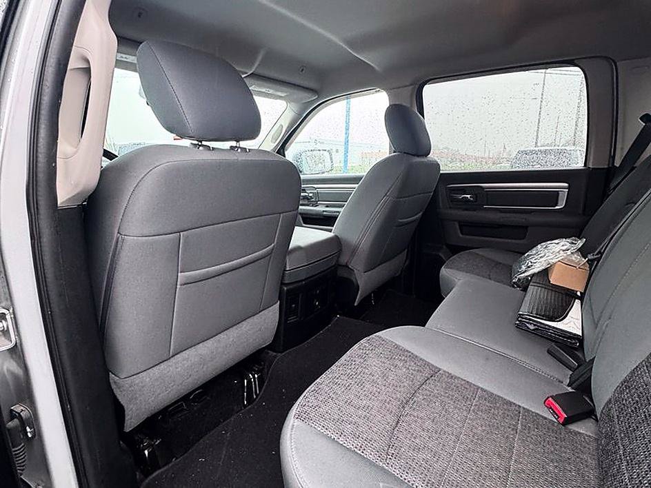 Used 2017 RAM 1500 Big Horn AWD/4WD image 11