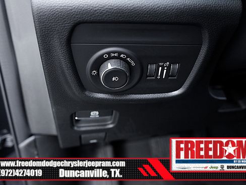 New 2024 Jeep Grand Cherokee L Limited image 28