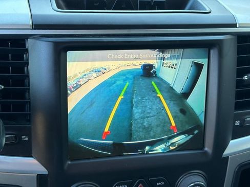 Used 2016 RAM 2500 Big Horn image 18