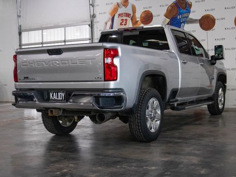 Used 2020 Chevrolet Silverado 2500 LTZ w/ LTZ Texas Edition image 23