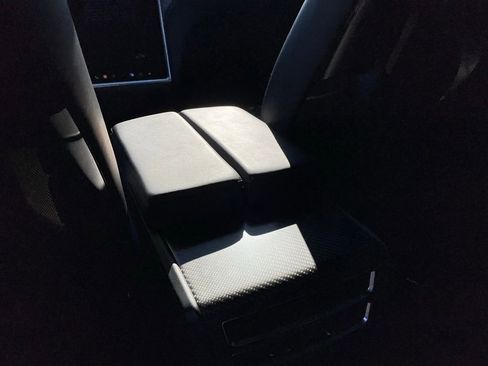 Used 2016 Tesla Model X 90D image 50