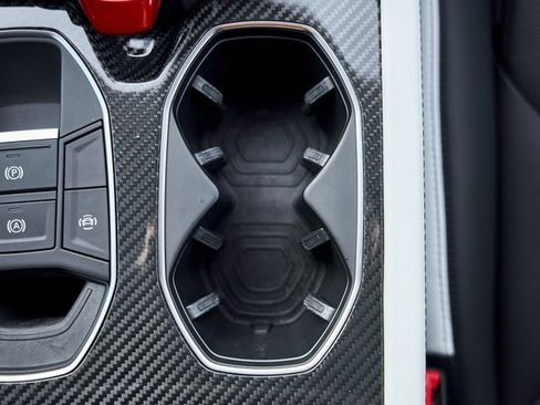 Used 2025 Lamborghini Urus SE image 66