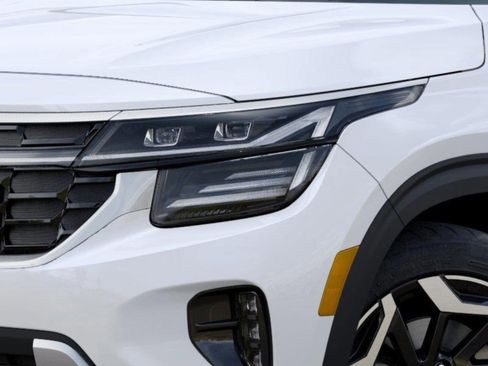 New 2026 Kia Seltos SX image 11