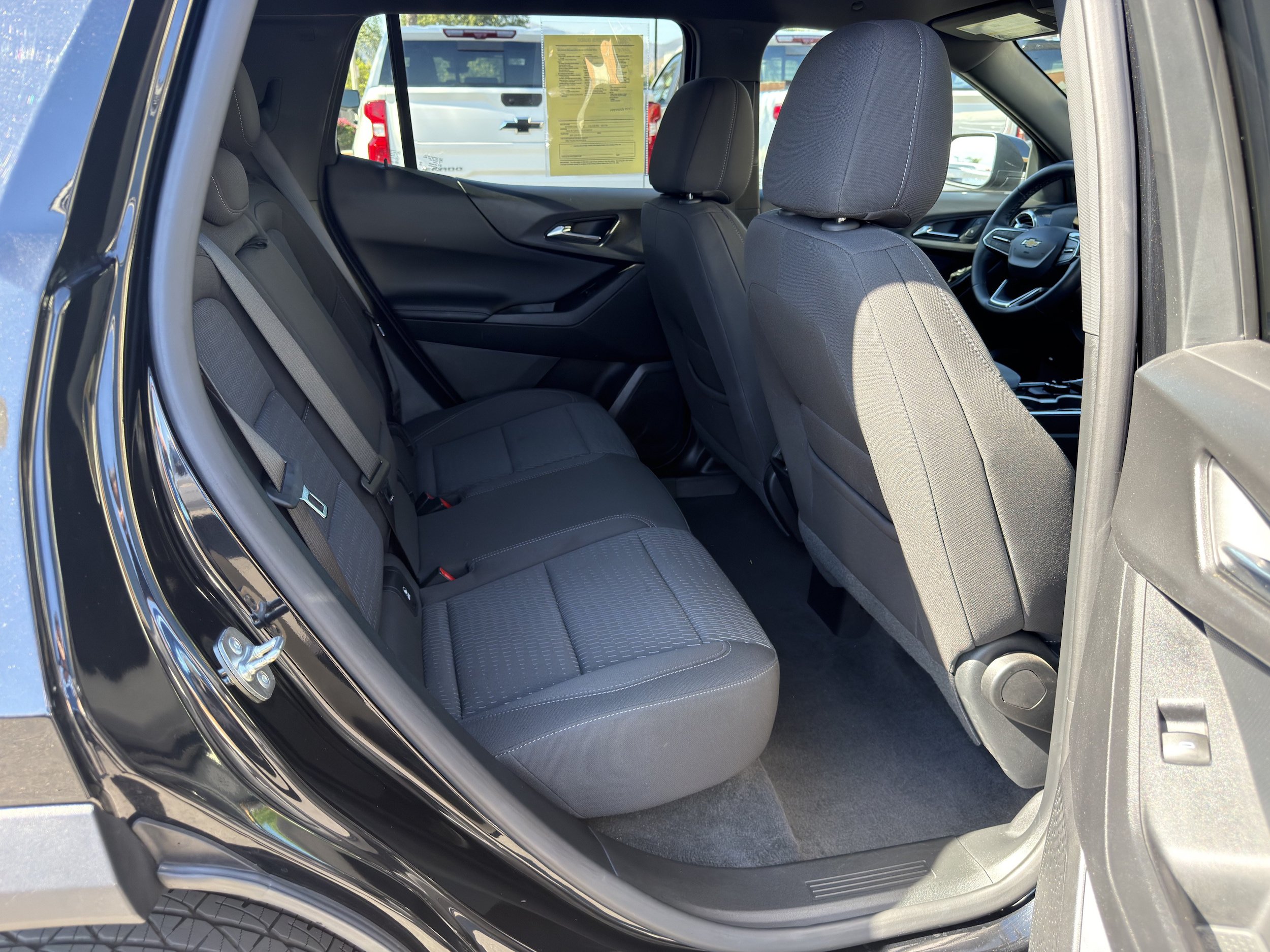 Used 2026 Chevrolet Equinox LT FWD image 12
