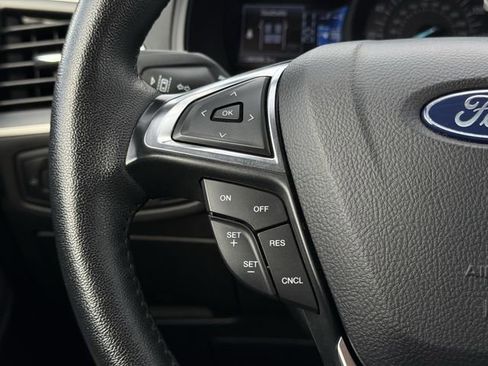 Used 2024 Ford Edge SEL AWD/4WD image 11