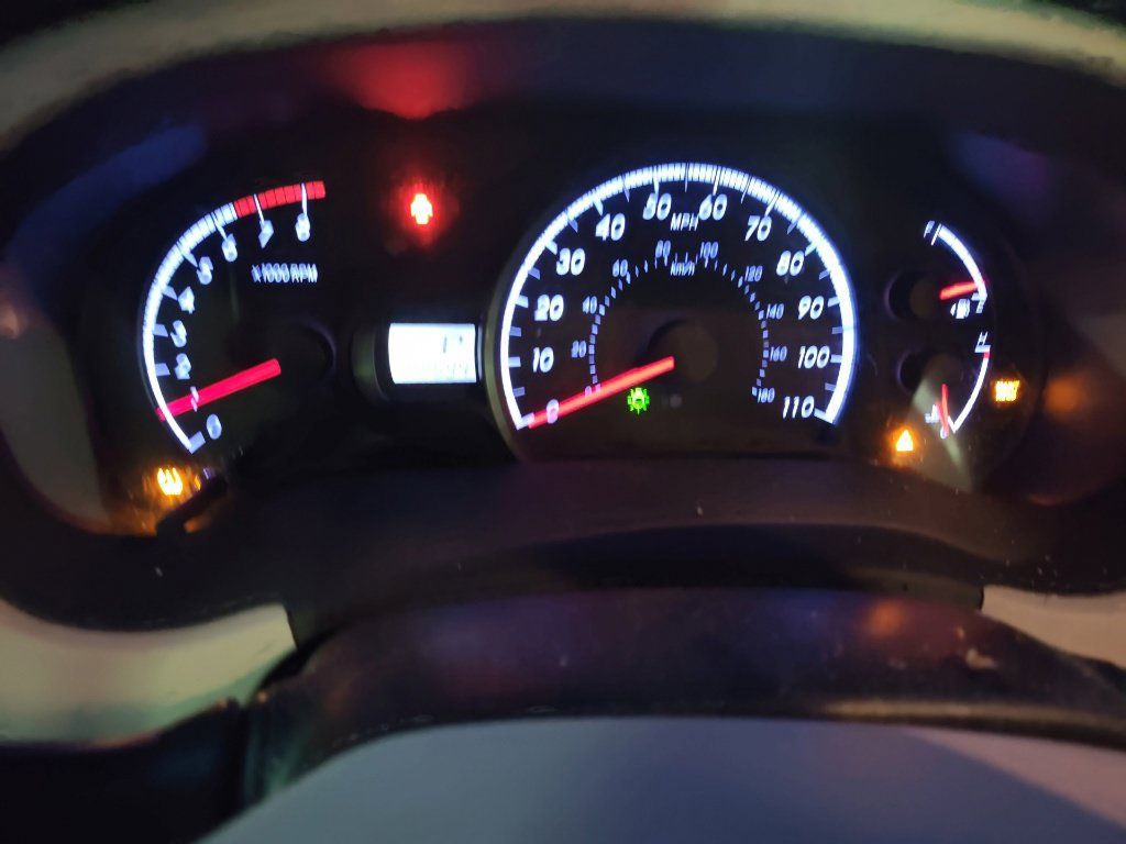 Used 2014 Toyota Sienna LE FWD image 10