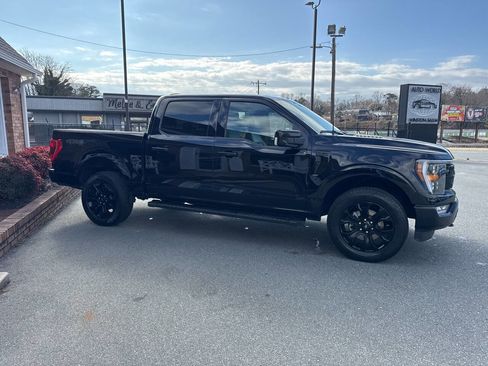 Used 2023 Ford F150 XLT w/ Equipment Group 302A High image 9