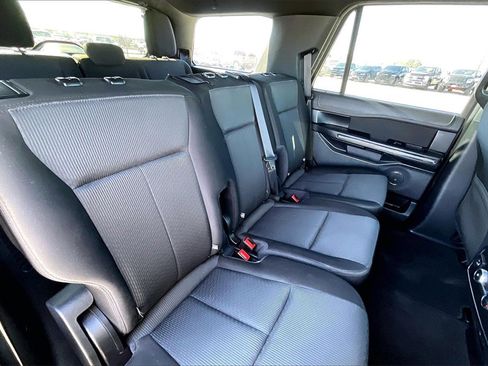 Used 2021 Ford Expedition XLT image 20