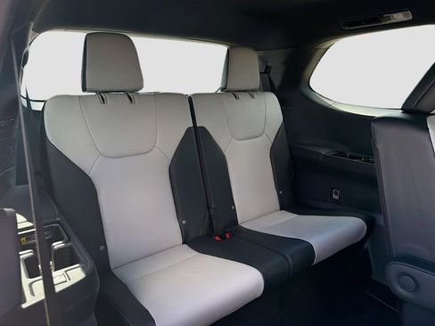 New 2026 Lexus TX 500h AWD image 22