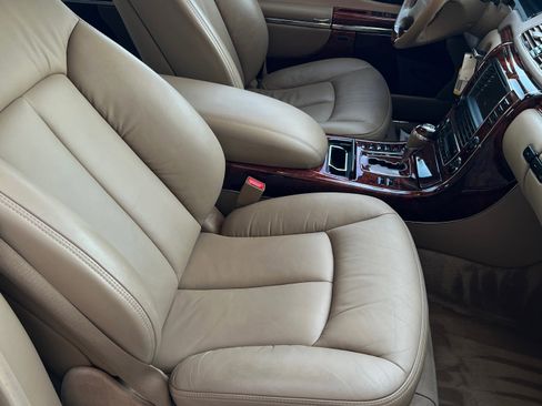 Used 2004 Maybach 57 image 40