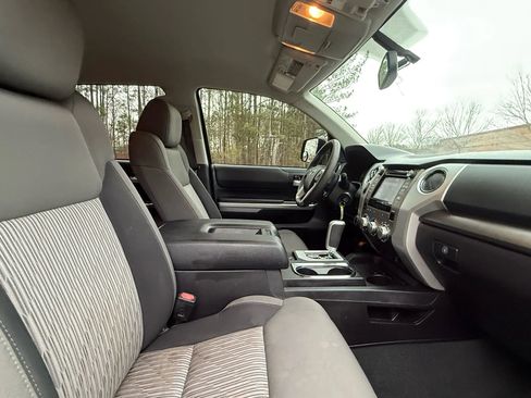 Used 2014 Toyota Tundra SR5 w/ SR5 Upgrade Package image 23