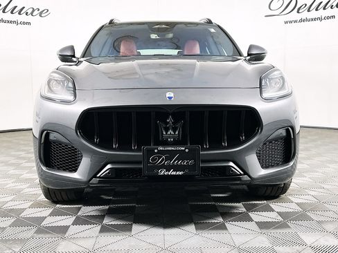 Used 2023 Maserati Grecale Modena image 2