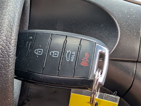 Used 2015 Kia Optima LX FWD image 15