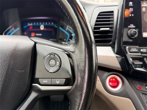 Used 2018 Honda Odyssey EX-L image 15