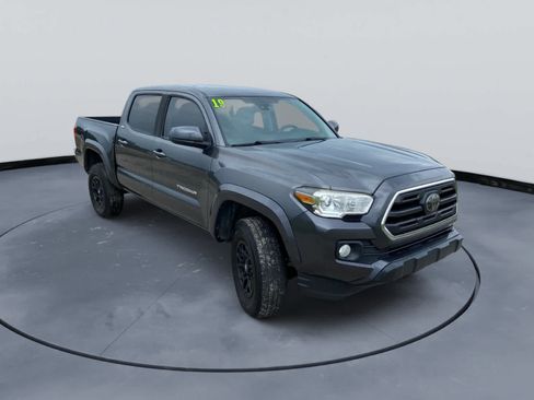 Used 2019 Toyota Tacoma SR5 RWD image 6