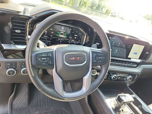 Certified 2025 GMC Sierra 1500 SLT w/ SLT Premium Plus Package AWD/4WD image 17