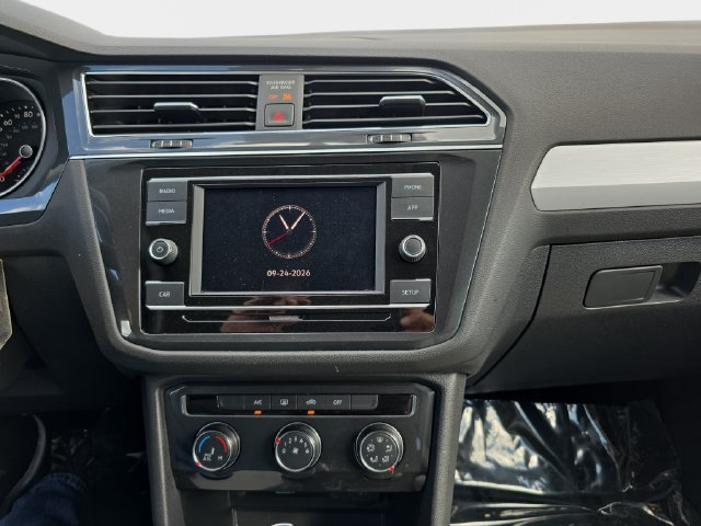 Used 2019 Volkswagen Tiguan S w/ Driver Assistance Package AWD/4WD image 22