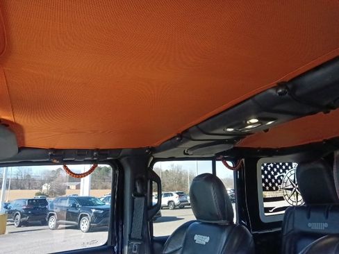 Used 2021 Jeep Wrangler Unlimited Rubicon image 13