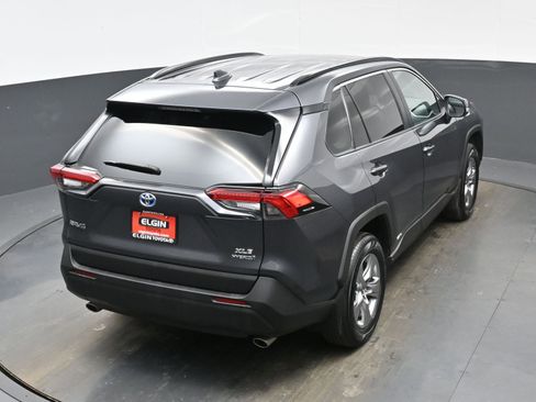 Used 2022 Toyota RAV4 XLE w/ Convenience Package image 42