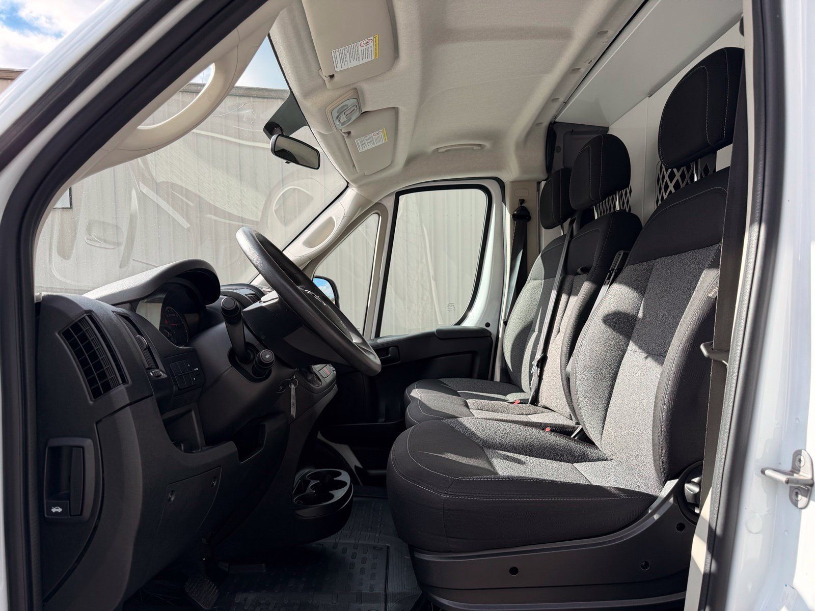 Used 2021 RAM ProMaster 2500 FWD image 11