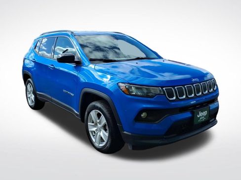 Used 2022 Jeep Compass Latitude AWD/4WD image 8