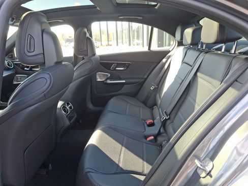 Used 2024 Mercedes-Benz C 300 image 10