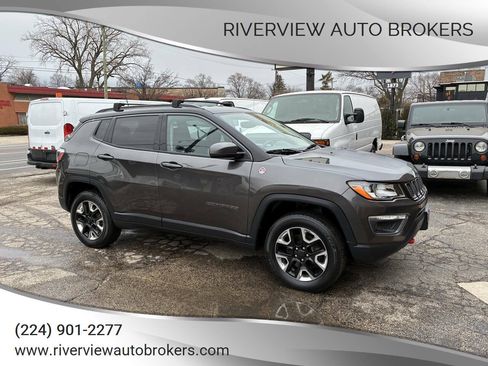 Used 2018 Jeep Compass Trailhawk AWD/4WD image 1