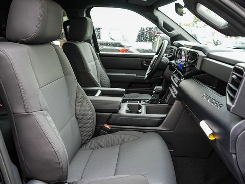 New 2026 Toyota Tundra SR image 32