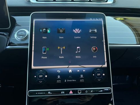 Used 2021 Mercedes-Benz S 580 4MATIC Sedan image 29