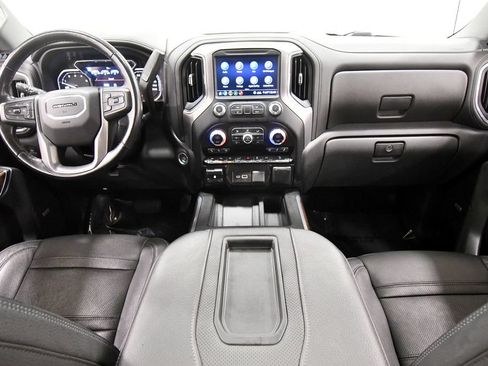 Used 2020 GMC Sierra 1500 Denali w/ Technology Package AWD/4WD image 3