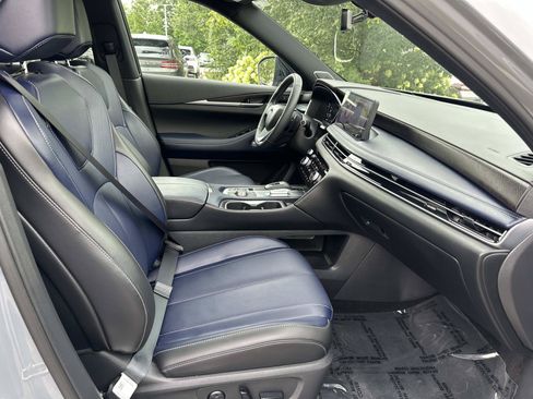 Used 2026 INFINITI QX60 Sport w/ Dark Cargo Package AWD/4WD image 39