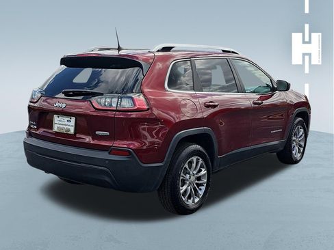 Used 2019 Jeep Cherokee Latitude Plus w/ Cold Weather Group image 2