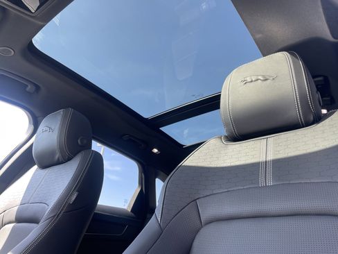 Used 2025 Jaguar F-PACE R-Dynamic S image 18