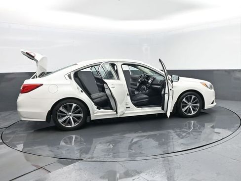Used 2015 Subaru Legacy 2.5i Limited AWD/4WD image 29