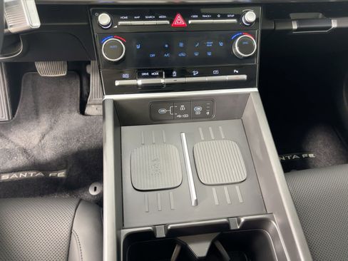 Used 2025 Hyundai Santa Fe SEL image 18