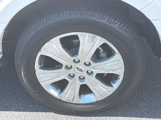 Used 2015 Ford Expedition Platinum RWD image 21