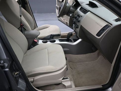 Used 2011 Ford Focus S image 21