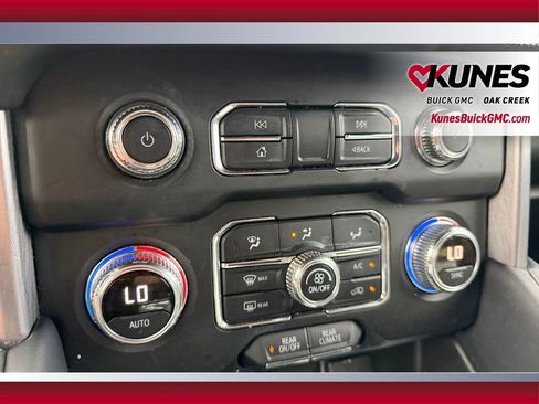 Used 2021 GMC Yukon XL SLE AWD/4WD image 28