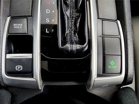 Used 2019 Honda Civic EX image 31