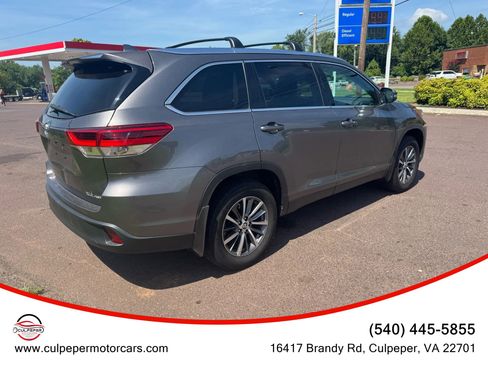 Used 2019 Toyota Highlander XLE image 5