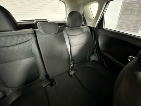 Used 2016 Kia Soul FWD image 14