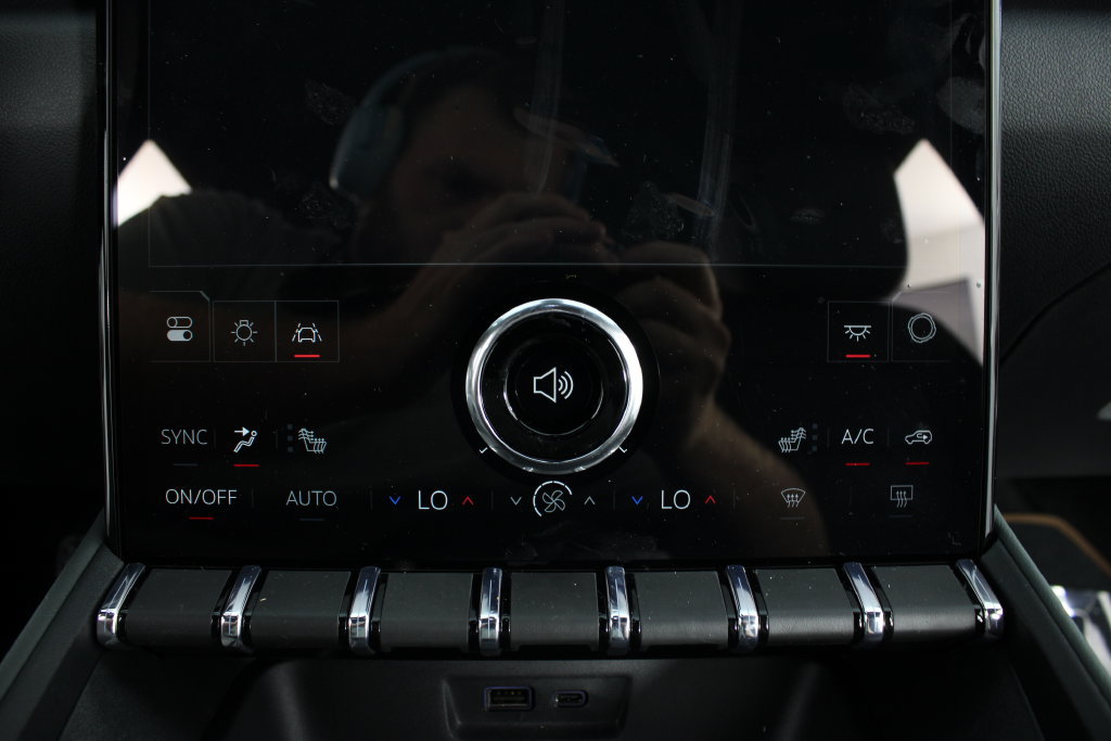 New 2027 GMC Terrain AT4 AWD/4WD image 6