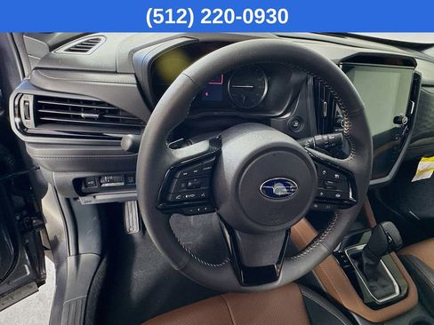 Used 2025 Subaru Forester Touring image 12