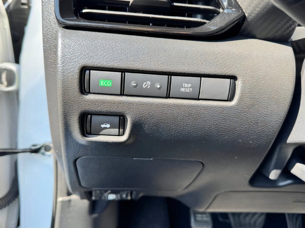 Used 2023 Nissan Sentra SV w/ All-Weather Package FWD image 22