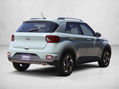 Certified 2026 Hyundai Venue SEL FWD image 5