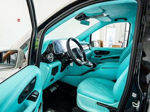 Used 2023 Mercedes-Benz Metris Passenger image 33